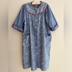 MR. ROBERT Vintage House Dress Duster Robe Smock Button Front Cottagecore